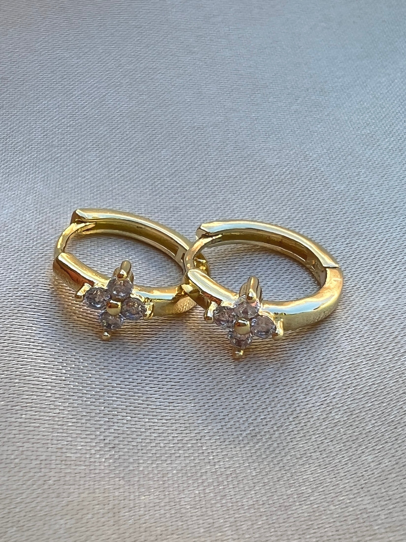 BOUCLES D'OREILLES OLYA