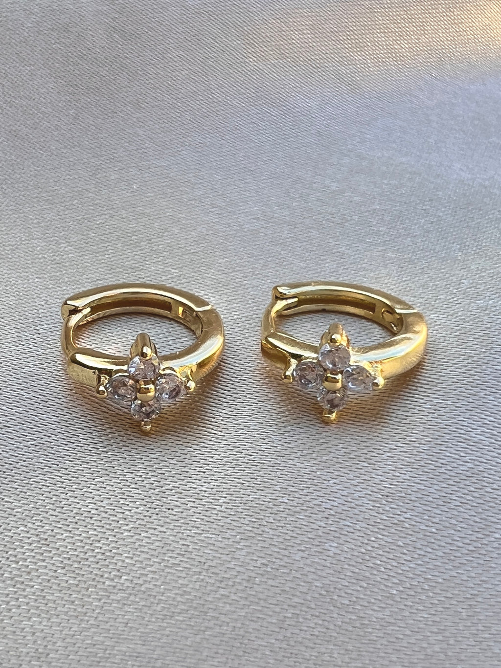 BOUCLES D'OREILLES OLYA