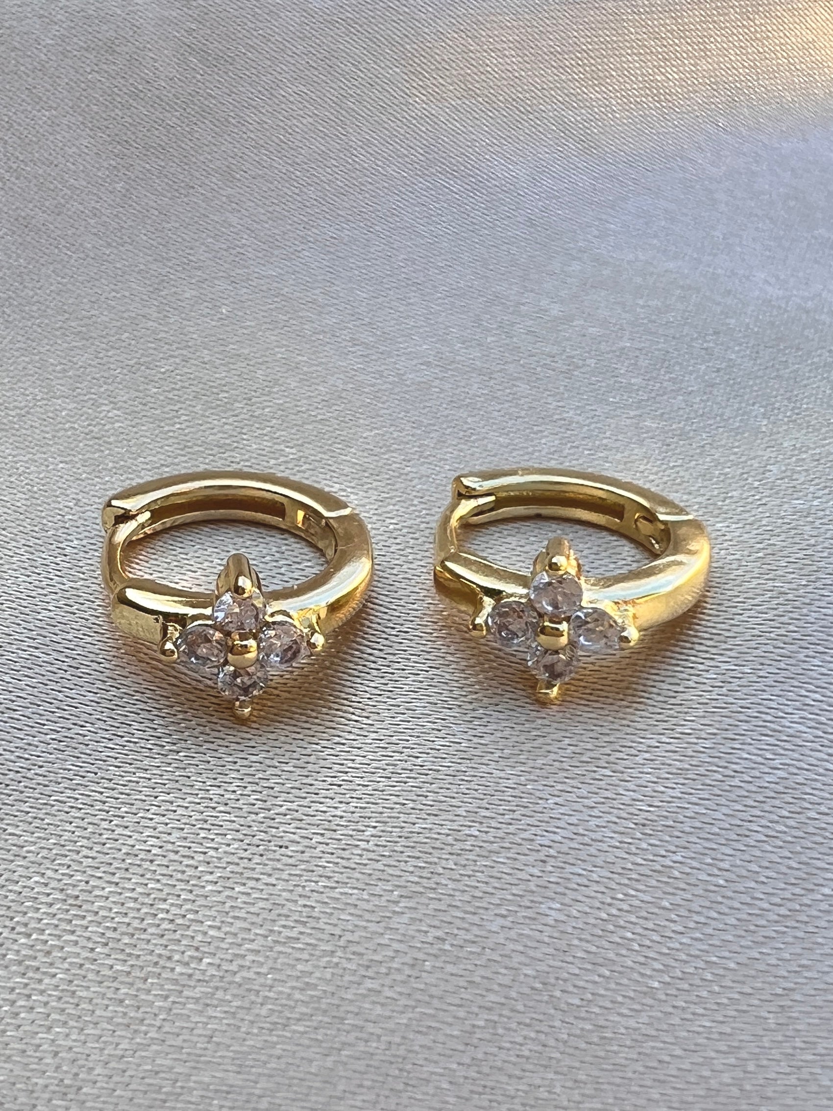 BOUCLES D'OREILLES OLYA