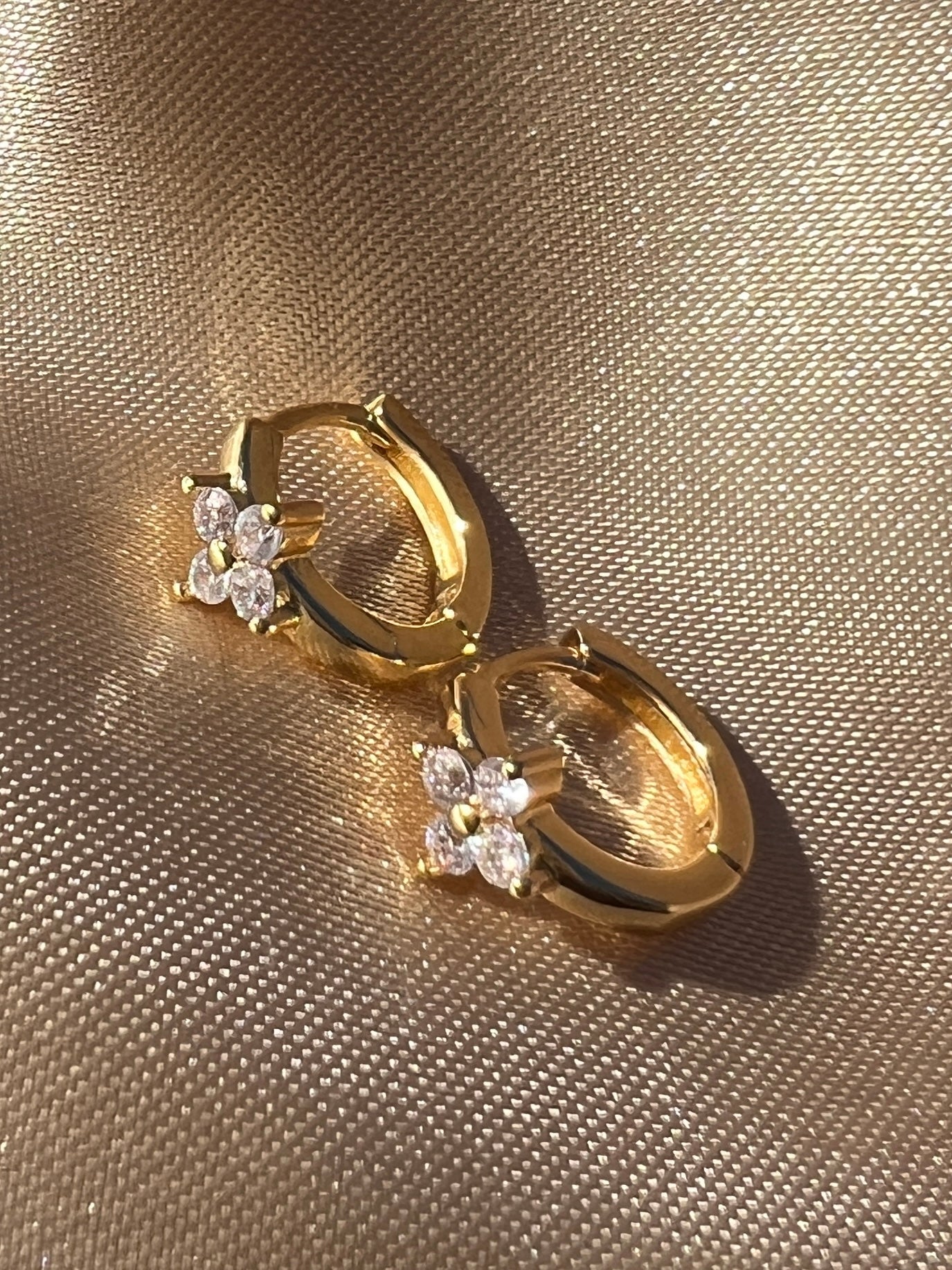 BOUCLES D'OREILLES OLYA