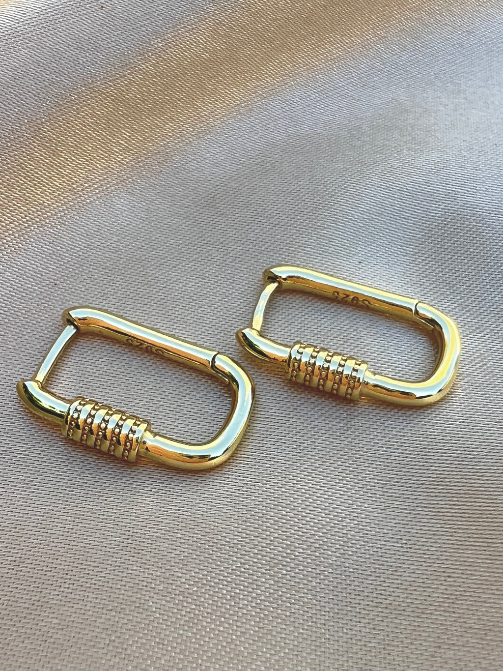 BOUCLES D'OREILLES VÉLINA
